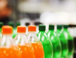 5 Makanan yang Bisa Bikin Kulit Mudah Tua