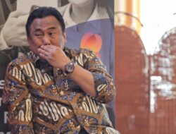 Banyak Lupa, Rachmat Gobel Disemprot Hakim di Sidang Tom Lembong