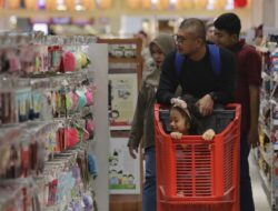 Jangan Lupa ke Transmart Full Day Sale Besok, Ada Sale 50% + 20%