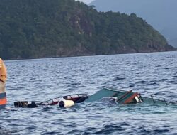 Menpar Soal Kecelakaan Kapal Wisata Bengkulu: Audit Operatornya