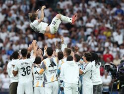 Salam Perpisahan Luka Modric di Santiago Bernabeu