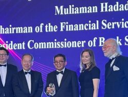 Muliaman Hadad Raih Lifetime Achievement Award dari Asian Banker