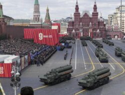 Rusia Pamer Tank, Rudal, Jet Tempur di Parade Hari Kemenangan