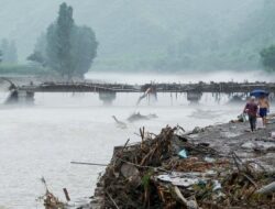 Bencana Banjir Besar Tewaskan 30 Orang di Beijing China, 80 Ribu Dievakuasi