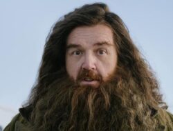 Hiburan Digital Harry Potter Pamer Rupa Nick Frost Jadi Hagrid