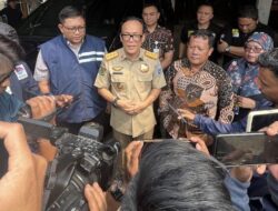 Sidak, Wamenaker Dapati Pekerja yang Magang Bertahun-tahun di Cikarang