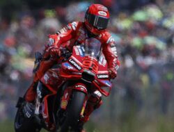 Marquez Bisa Lewati Catatan Unggul Rossi dan Agostini, Sang Legenda Pasrah