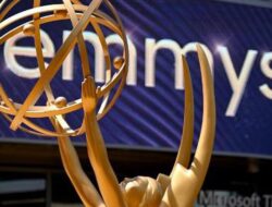 Prediksi Pemenang Emmy Awards 2025 yang Digelar Hari Ini
