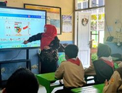 Smart Board IFP Bisa Dioperasikan Tanpa Internet di Sekolah