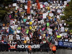 Unjuk Rasa Besar ‘No Kings’, Jutaan Warga AS Turun ke Jalan