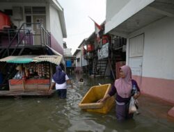 Bencana Banjir Rob Terjang Wilayah Pesing Sampai saat ini Jelambar Baru Jakbar