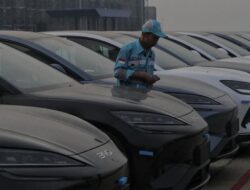 Airlangga Sebut Kendaraan Pribadi Listrik Laku, Bikin Harga Kendaraan Pribadi Bensin Turun