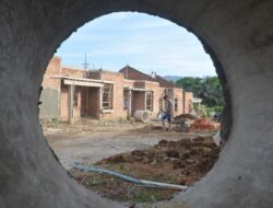 Prabowo Setuju Tambah Target ‘Bedah Rumah’ Jadi 2 Juta Unit pada 2026