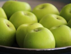 Tak Sepopuler yang Merah, Apel Hijau Punya 3 Manfaat Ini bagi Tubuh