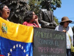 Diaspora Venezuela di Ekuador Turun ke Jalan Rayakan Maduro Dittangkap