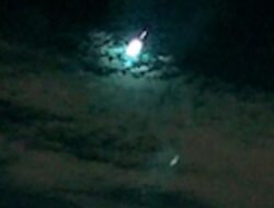 Penampakan Meteor Lintasi Langit Brasil Jelang Tahun Baru 2026