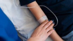 Ada Gelembung di Selang Infus? Jangan Sembarangan Pencet Selangnya : Okezone Women