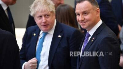 Boris Johnson Kecam Trump, BBM Diesel Rusia Dinilai Danai Konflik Bersenjata Putin
